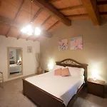 Podere La Quercia - Casolare Toscano モンテスクダイオ