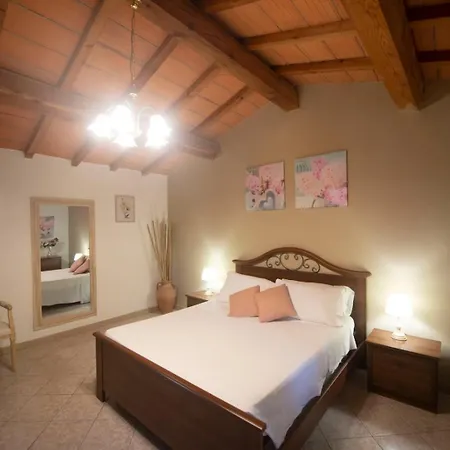 Podere La Quercia - Con Piscina Uso Esclusivo Montescudaio